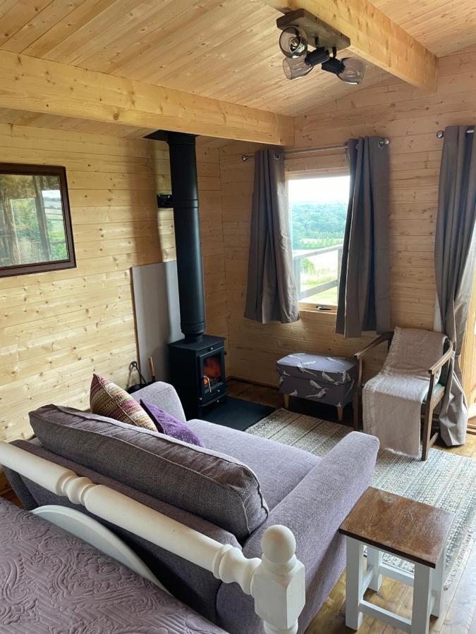 Cosy Cabin In Annie'S Meadow West Meon 外观 照片
